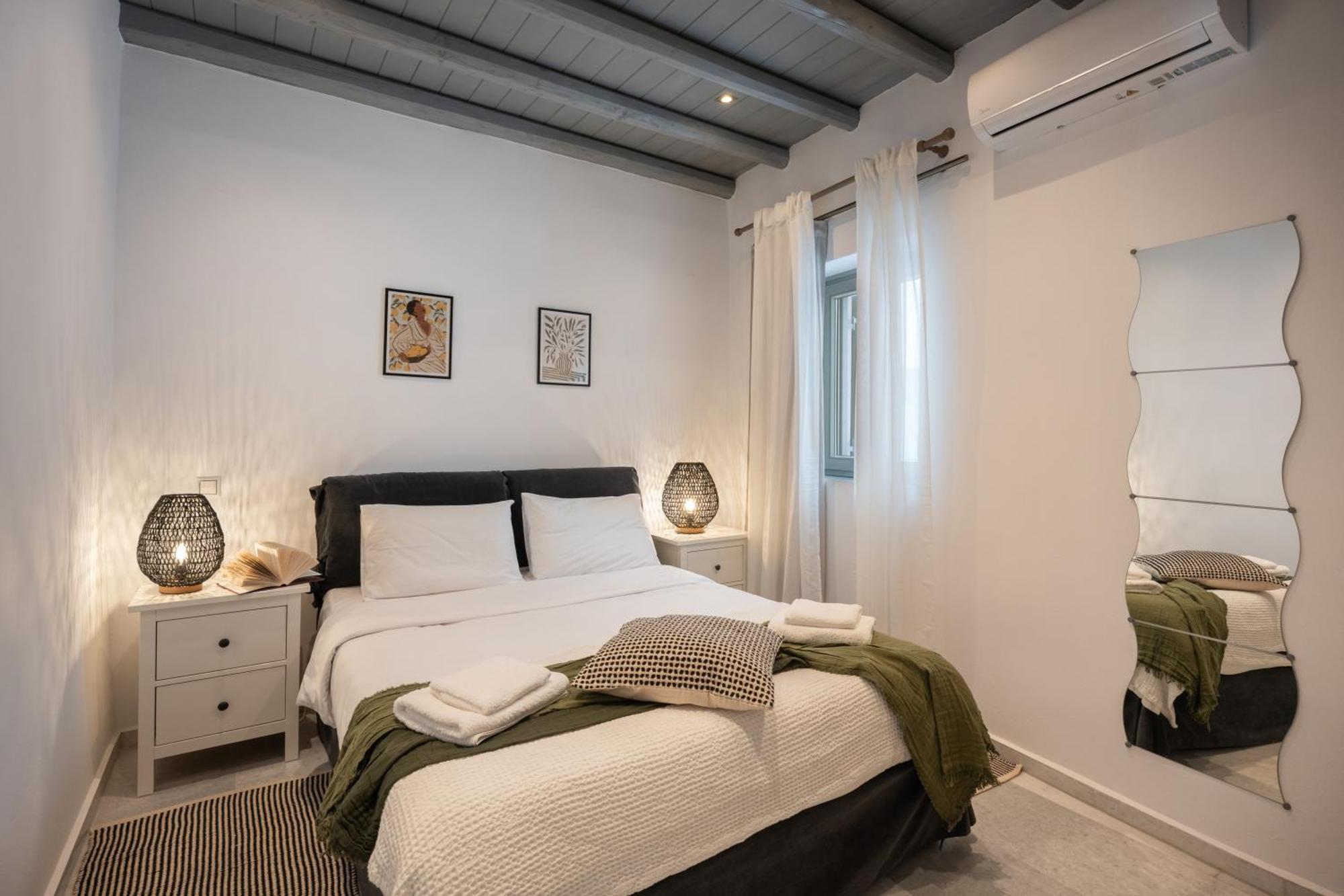 Caper-2 Bedroom Traditional Home With Amazing View Naousa  Exterior photo