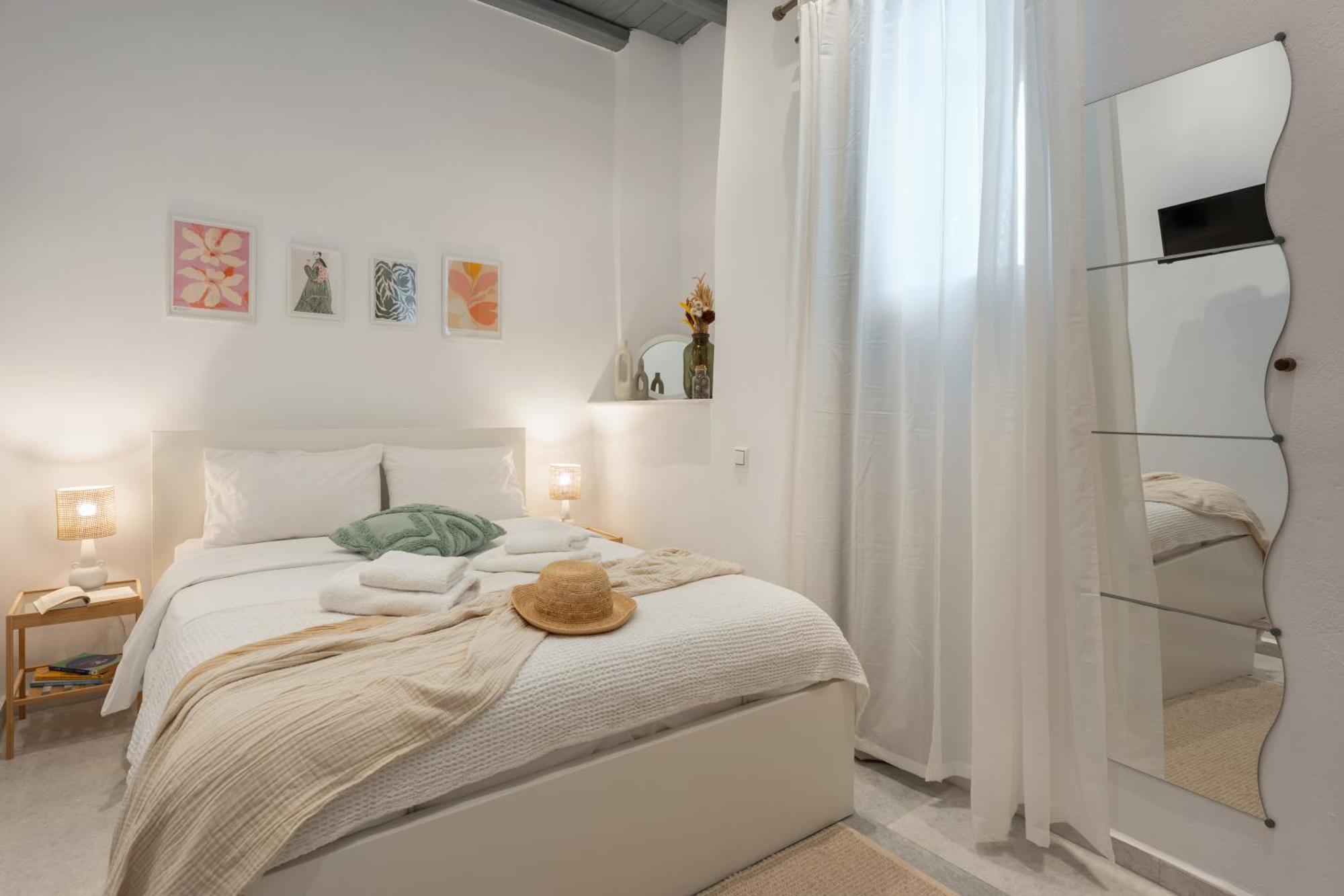Caper-2 Bedroom Traditional Home With Amazing View Naousa  Exterior photo